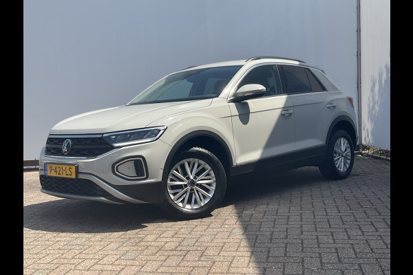 Volkswagen T-Roc 1.5 TSI Life 150pk Automaat Adap.Cruise Carplay Cam Hoogzitter Incl.BTW