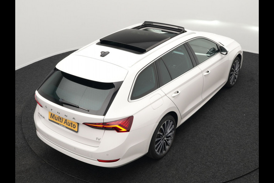 Škoda Octavia Combi 1.4 TSI iV Style Plug In Hybrid 204pk PHEV | Panodak | Sportstoelen Memory & Verwarmd | Canton Audio | 19"L.M | Virtual | Keyless | Apple Carplay | Parkassist | Sfeerverlichting |