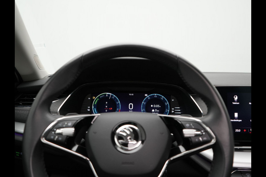 Škoda Octavia Combi 1.4 TSI iV Style Plug In Hybrid 204pk PHEV | Panodak | Sportstoelen Memory & Verwarmd | Canton Audio | 19"L.M | Virtual | Keyless | Apple Carplay | Parkassist | Sfeerverlichting |