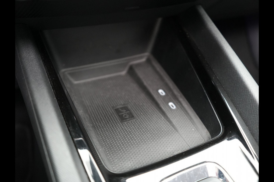 Škoda Octavia Combi 1.4 TSI iV Style Plug In Hybrid 204pk PHEV | Panodak | Sportstoelen Memory & Verwarmd | Canton Audio | 19"L.M | Virtual | Keyless | Apple Carplay | Parkassist | Sfeerverlichting |