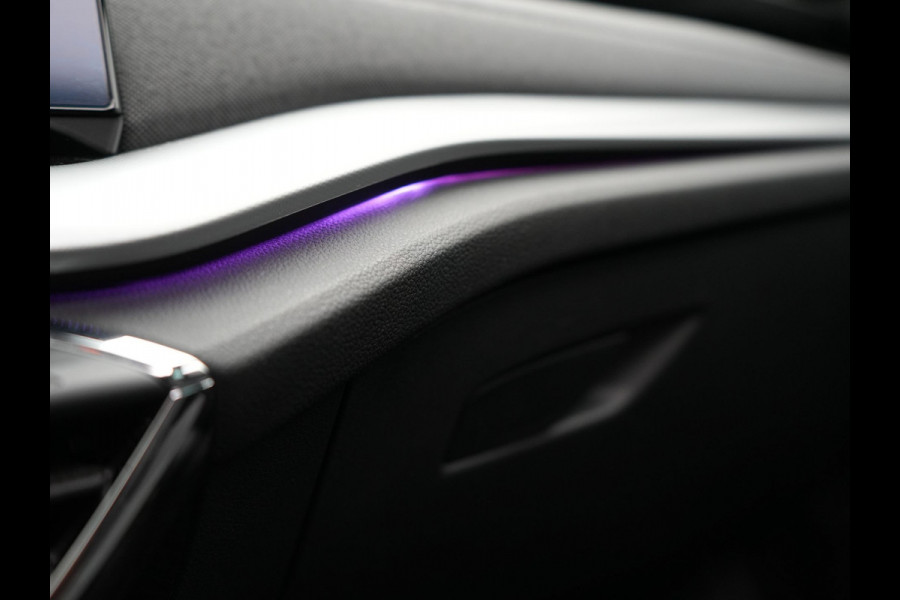 Škoda Octavia Combi 1.4 TSI iV Style Plug In Hybrid 204pk PHEV | Panodak | Sportstoelen Memory & Verwarmd | Canton Audio | 19"L.M | Virtual | Keyless | Apple Carplay | Parkassist | Sfeerverlichting |