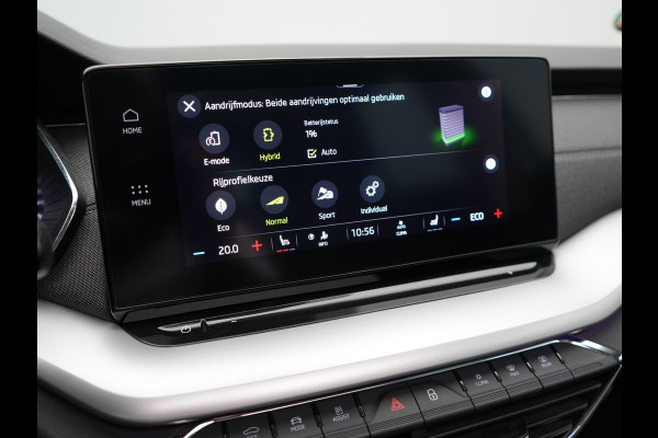 Škoda Octavia Combi 1.4 TSI iV Style Plug In Hybrid 204pk PHEV | Panodak | Sportstoelen Memory & Verwarmd | Canton Audio | 19"L.M | Virtual | Keyless | Apple Carplay | Parkassist | Sfeerverlichting |