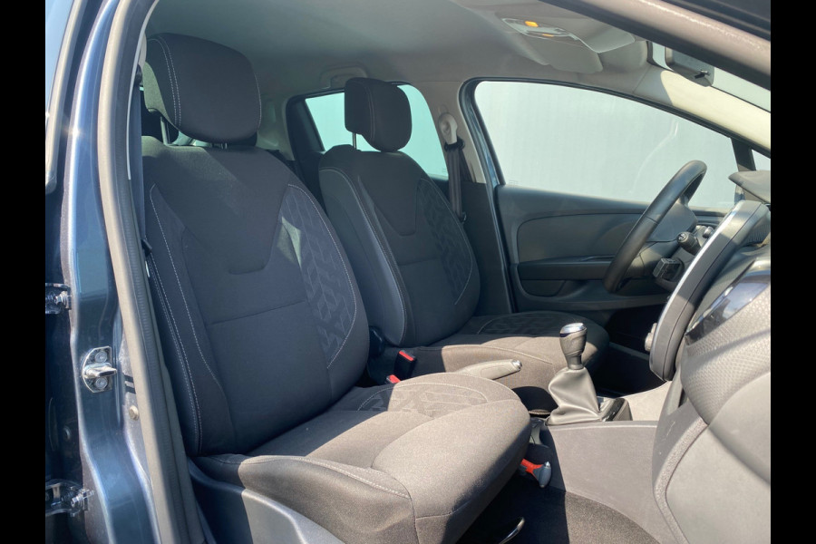 Renault Clio BWJ 2018 | 0.9 TCe 90PK Limited | AIRCO | NAVI | CRUISE | PDC | LICHTMETAAL |