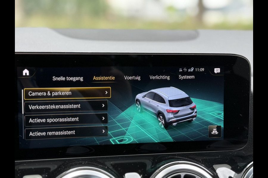 Mercedes-Benz GLA 250 e Bus. Sol AMG Limited SOH97%|Pano|Trekhaak|Ad.Cruise|Night
