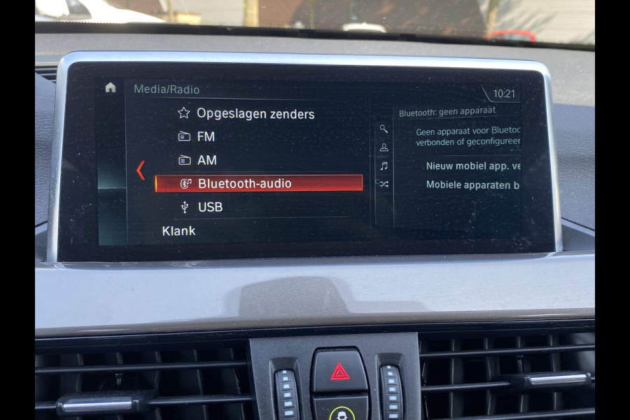 BMW X1 sDrive20i TREKHAAK | ELEK. KOFFER | LEDER | RIJKLAAR INCL. 12 MND. BOVAGGARANTIE
