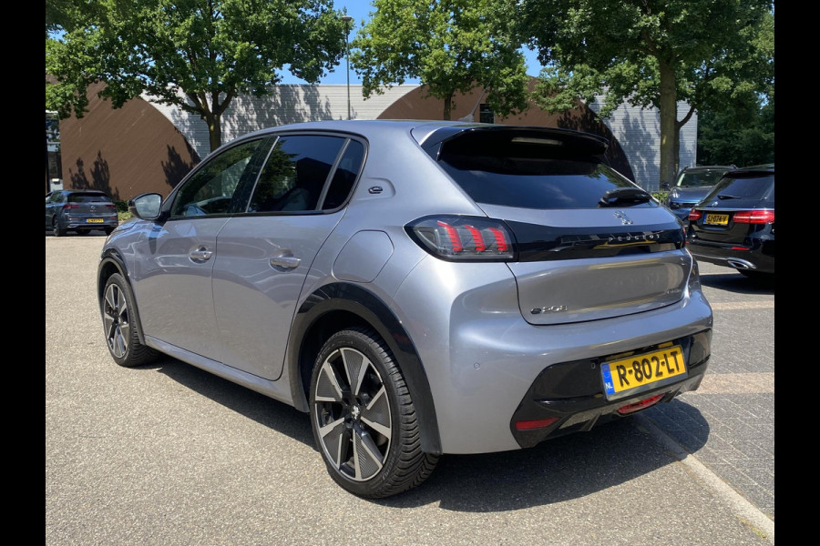 Peugeot e-208 EV GT 350 50 kWh CAMERA | DEALER ONDERHOUDEN | RIJKLAAR INCL. 12 MND. BOVAGGARANTIE