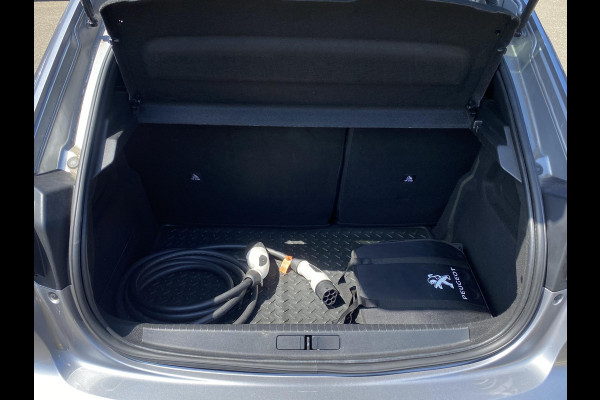Peugeot e-208 EV GT 350 50 kWh CAMERA | DEALER ONDERHOUDEN | RIJKLAAR INCL. 12 MND. BOVAGGARANTIE