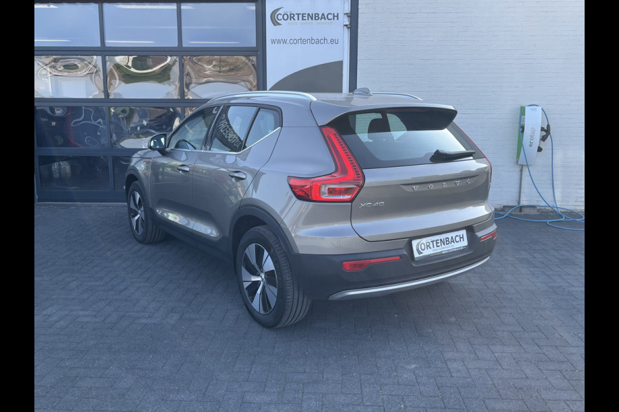 Volvo XC40 1.5 T4 Recharge Inscription | Zwenkbare trekhaak | Memory | Cruise control | Leder | Apple carplay |