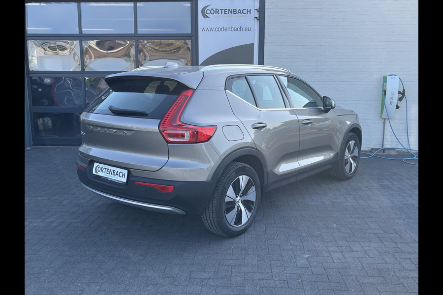 Volvo XC40 1.5 T4 Recharge Inscription | Zwenkbare trekhaak | Memory | Cruise control | Leder | Apple carplay |