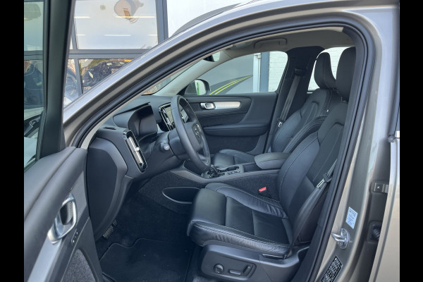 Volvo XC40 1.5 T4 Recharge Inscription | Zwenkbare trekhaak | Memory | Cruise control | Leder | Apple carplay |