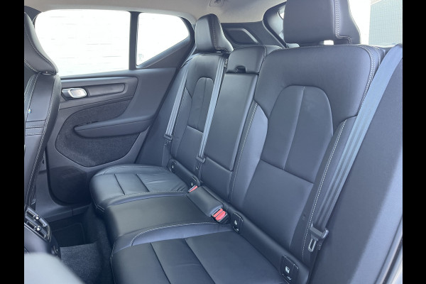 Volvo XC40 1.5 T4 Recharge Inscription | Zwenkbare trekhaak | Memory | Cruise control | Leder | Apple carplay |