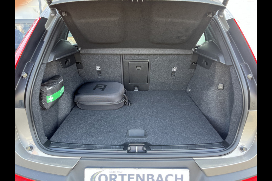 Volvo XC40 1.5 T4 Recharge Inscription | Zwenkbare trekhaak | Memory | Cruise control | Leder | Apple carplay |