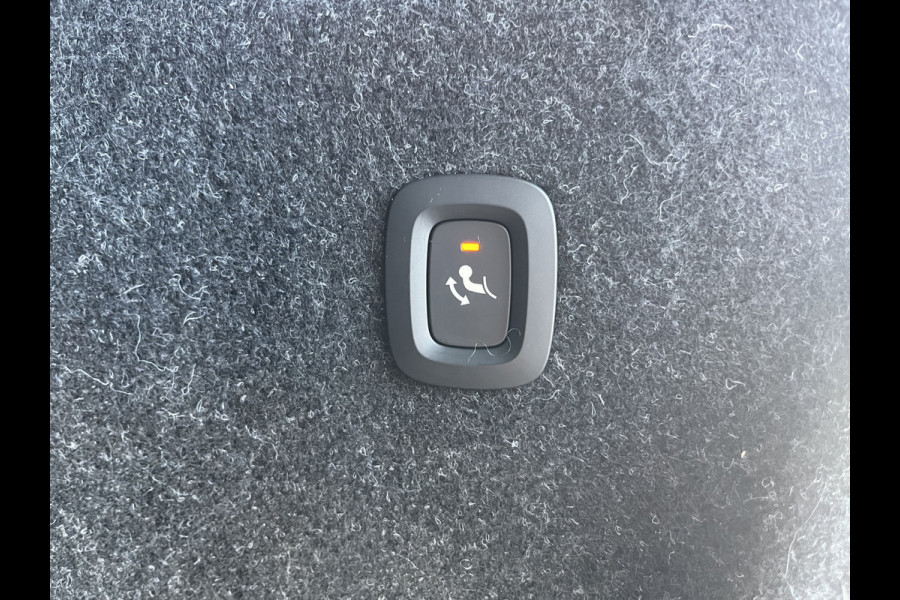 Volvo XC40 1.5 T4 Recharge Inscription | Zwenkbare trekhaak | Memory | Cruise control | Leder | Apple carplay |