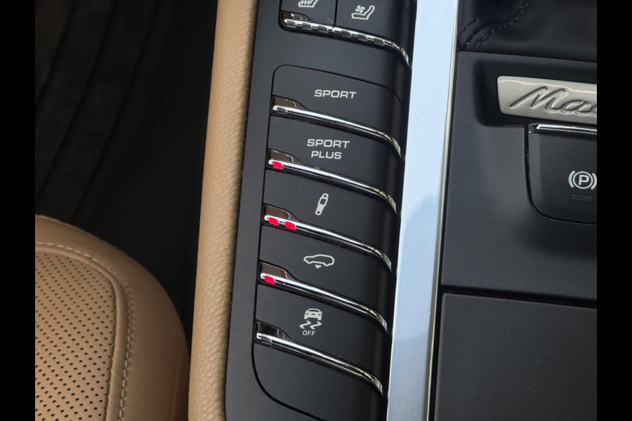 Porsche Macan 3.0 GTS Burmester ACC Pano Cognac L Chrono Vol geoptioneerd Onderhoudshistorie Distronic Flippers Stoelkoeling/verwa