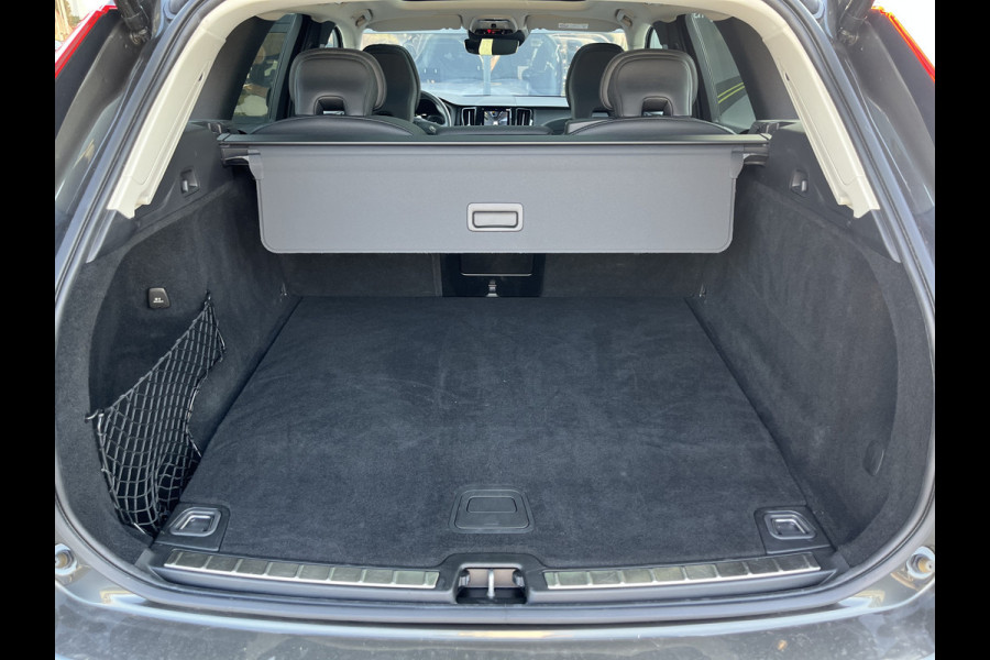Volvo XC60 2.0 Recharge T6 AWD Inscription | Panorama dak | Adaptieve cruise | Harman Kardon | Memory |