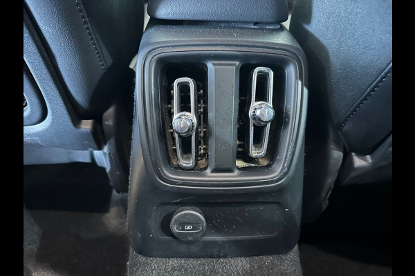 Volvo XC40 T4 Aut. Plug-in Hybrid R-Design Parkeercamera CruiseControl 211pk