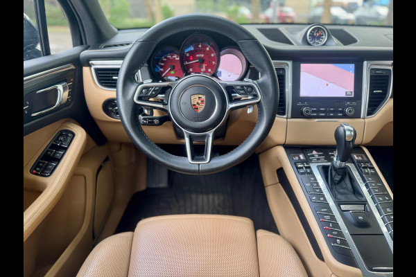 Porsche Macan 3.0 GTS Burmester ACC Pano Cognac L Chrono Vol geoptioneerd Onderhoudshistorie Distronic Flippers Stoelkoeling/verwa
