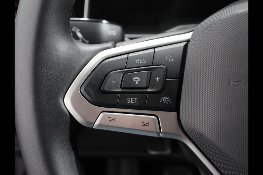 Volkswagen Polo 1.0 TSI Move Navigatie App Connect / Android Auto / Apple Carplay Climate Control Parkeer sensoren Lichtmetalen Velgen Dab Digitale Cockpit
