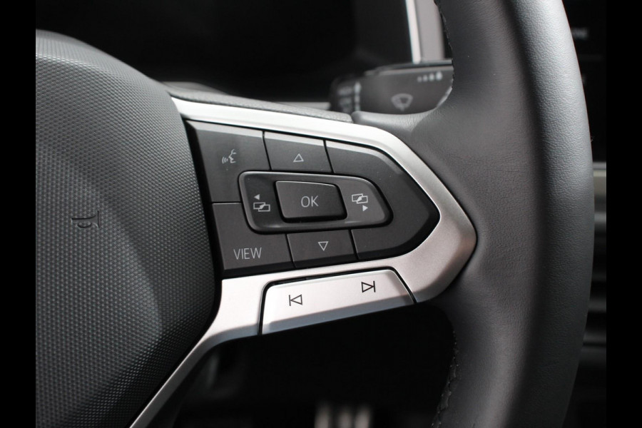 Volkswagen Polo 1.0 TSI Move Navigatie App Connect / Android Auto / Apple Carplay Climate Control Parkeer sensoren Lichtmetalen Velgen Dab Digitale Cockpit