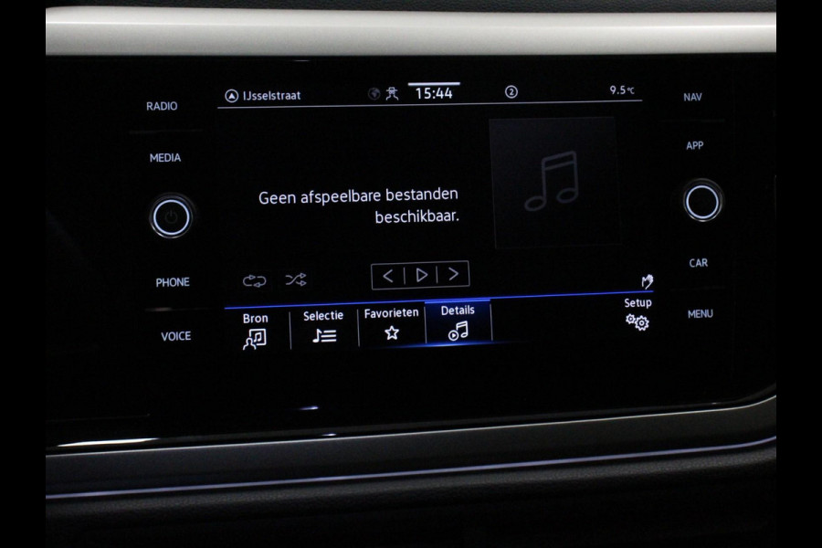 Volkswagen Polo 1.0 TSI Move Navigatie App Connect / Android Auto / Apple Carplay Climate Control Parkeer sensoren Lichtmetalen Velgen Dab Digitale Cockpit