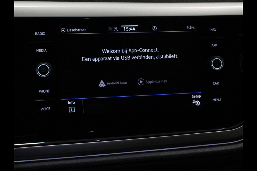 Volkswagen Polo 1.0 TSI Move Navigatie App Connect / Android Auto / Apple Carplay Climate Control Parkeer sensoren Lichtmetalen Velgen Dab Digitale Cockpit