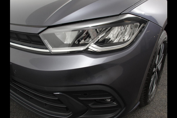 Volkswagen Polo 1.0 TSI Move Navigatie App Connect / Android Auto / Apple Carplay Climate Control Parkeer sensoren Lichtmetalen Velgen Dab Digitale Cockpit