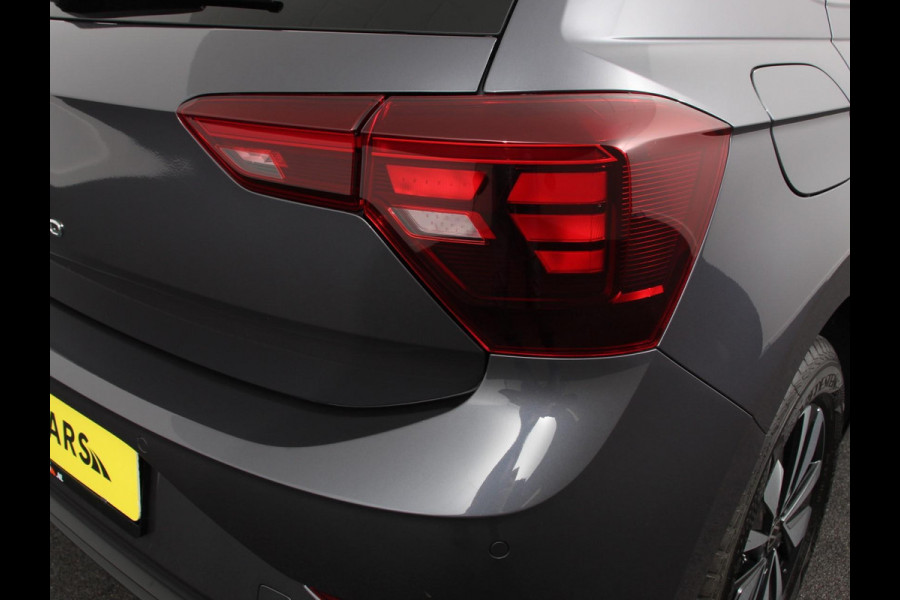 Volkswagen Polo 1.0 TSI Move Navigatie App Connect / Android Auto / Apple Carplay Climate Control Parkeer sensoren Lichtmetalen Velgen Dab Digitale Cockpit
