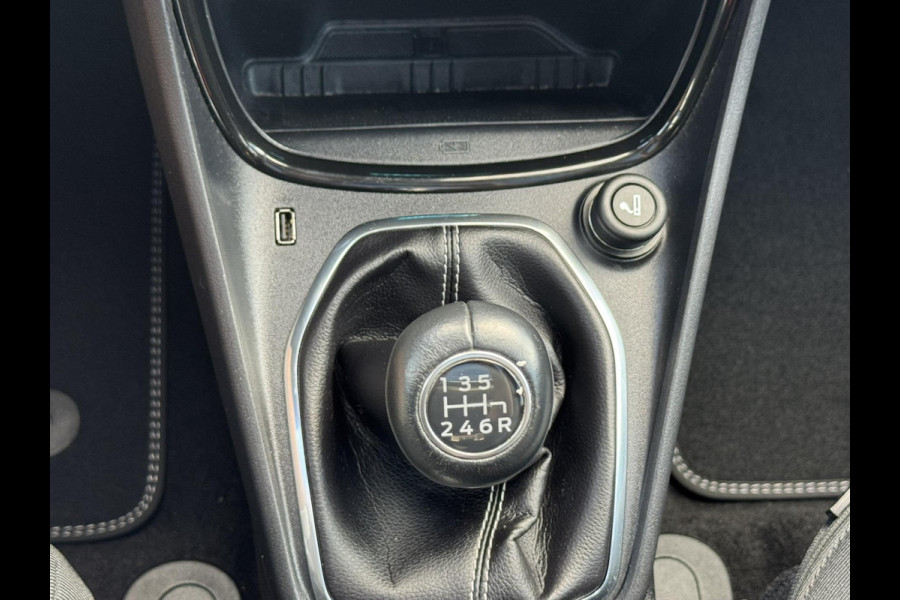 Ford Puma 1.0 EcoBoost Hybrid Titanium X Massage Camera Adaptive cruise Winterpack Carplay