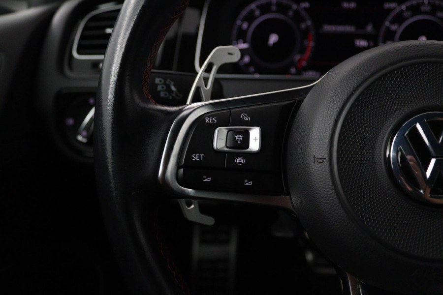Volkswagen Golf 2.0 TSI GTI Performance Automaat (Dealer Ondh, 2e Eig, Virtual, Adaptive, StoelV, Elektrische Trekhaak, Navi)