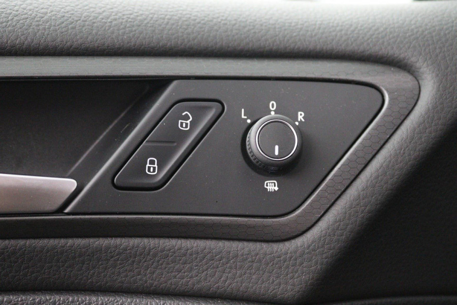 Volkswagen Golf 2.0 TSI GTI Performance Automaat (Dealer Ondh, 2e Eig, Virtual, Adaptive, StoelV, Elektrische Trekhaak, Navi)