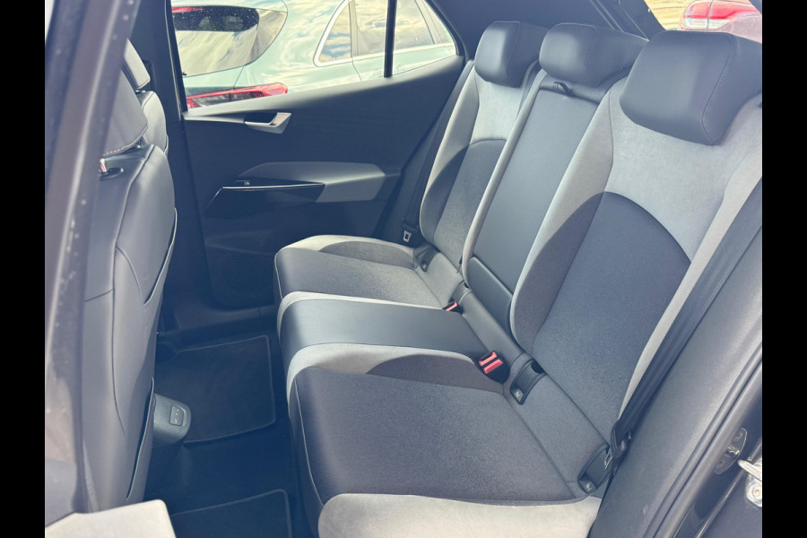 Volkswagen ID.3 First Plus 58 kWh NAVI | CAMERA | STOELVERWARMING