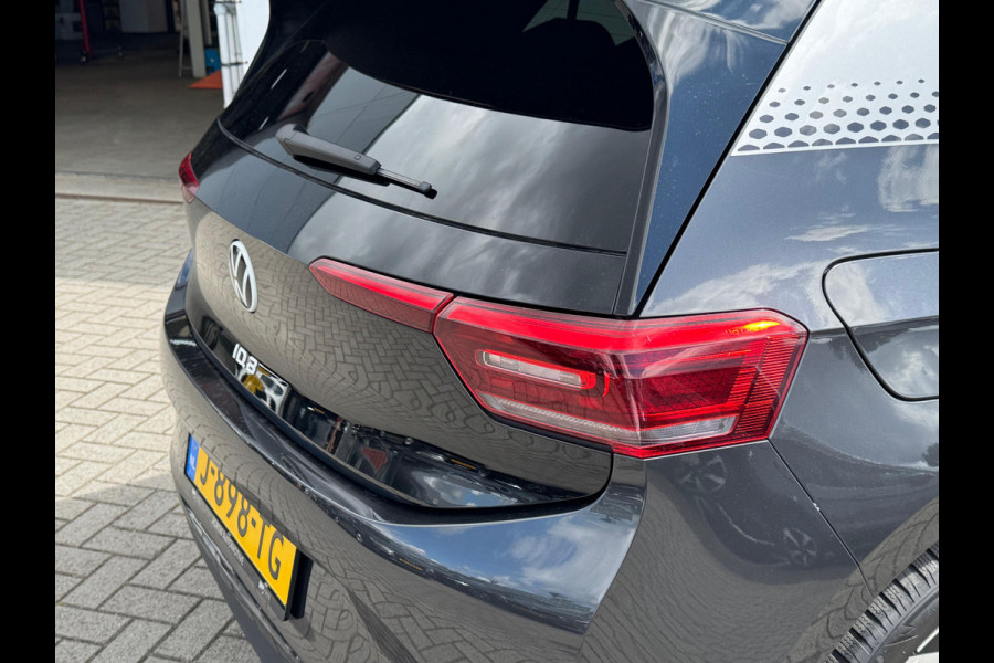 Volkswagen ID.3 First Plus 58 kWh NAVI | CAMERA | STOELVERWARMING