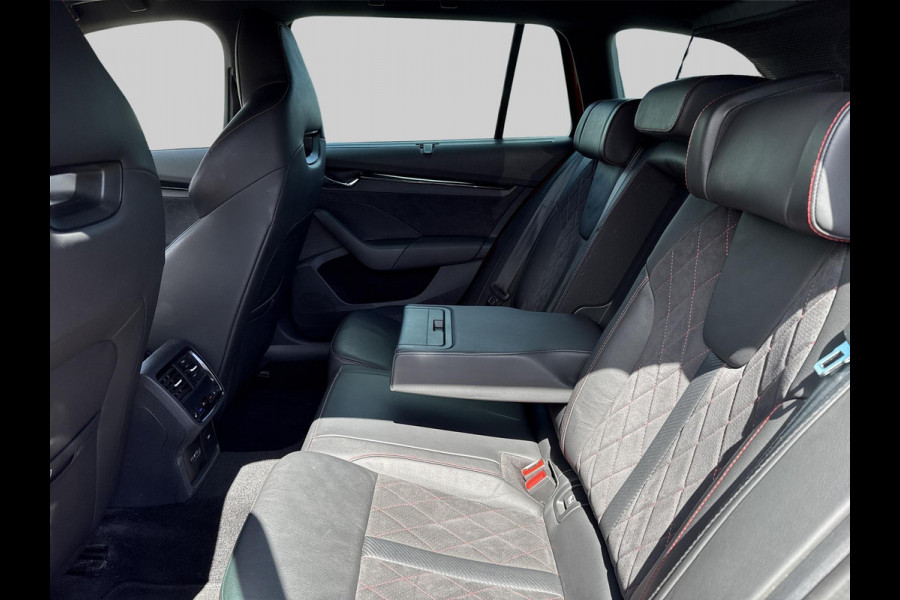 Škoda Octavia Combi 1.4 TSI RS iV PHEV Business | MATRIX LED | MEMORY STOELEN | BLIND SPOT | | STANDKACHEL