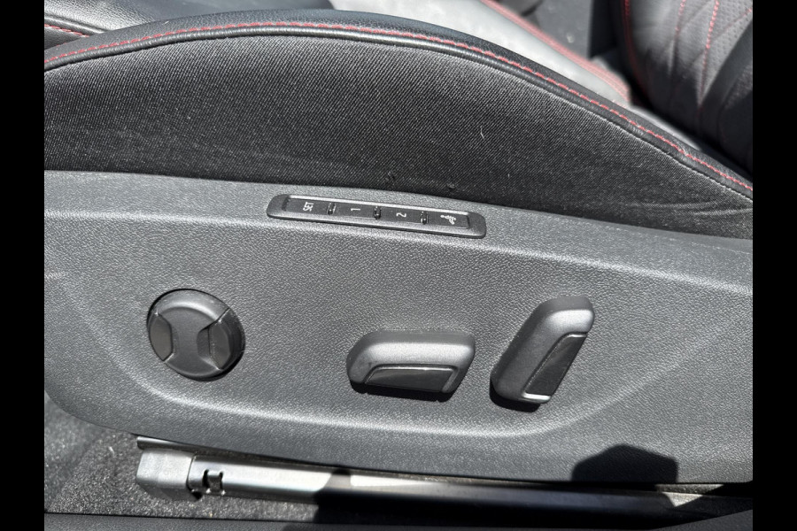 Škoda Octavia Combi 1.4 TSI RS iV PHEV Business | MATRIX LED | MEMORY STOELEN | BLIND SPOT | | STANDKACHEL