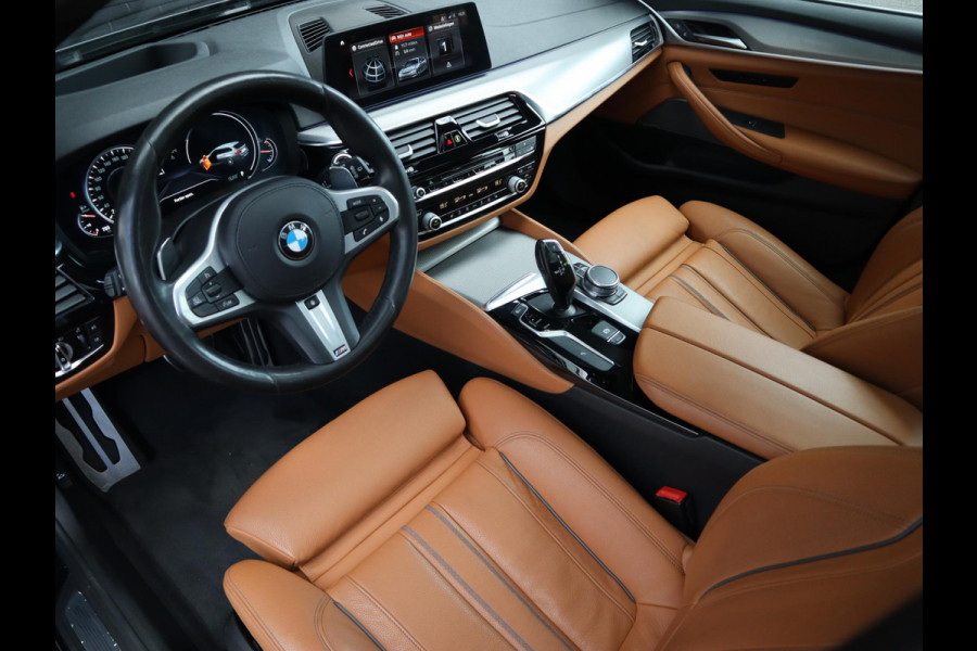BMW 5 Serie Touring 530d High Executive M Sport | Panoramadak | Harmon/Kardon | Head Up |