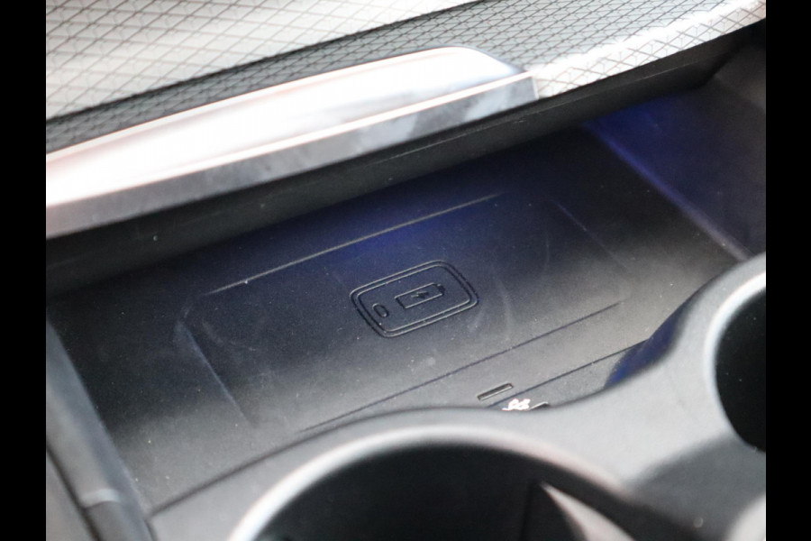 BMW 5 Serie Touring 530d High Executive M Sport | Panoramadak | Harmon/Kardon | Head Up |