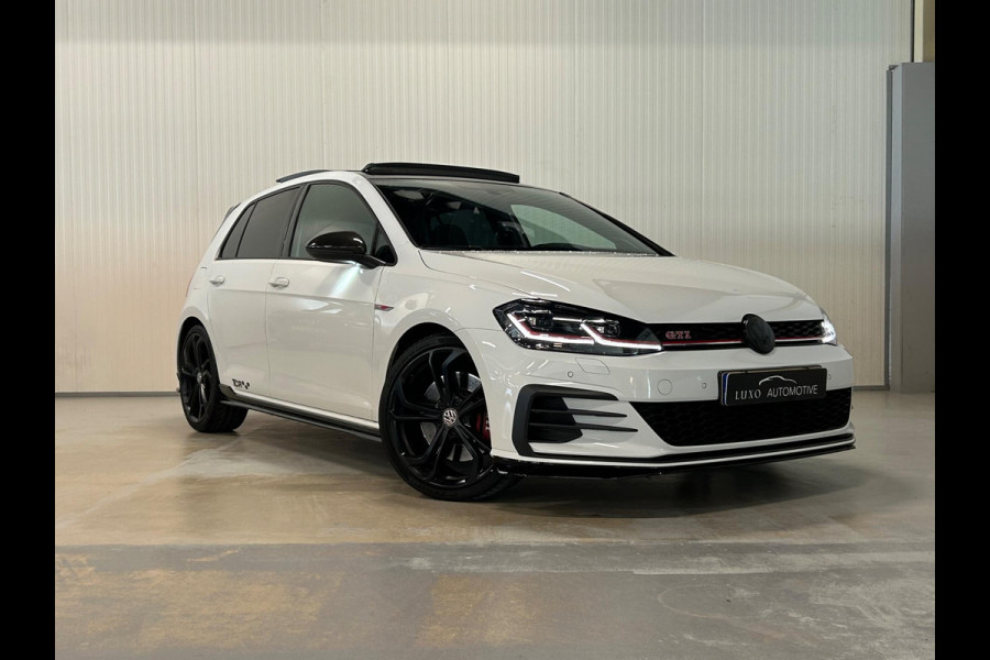 Volkswagen Golf 2.0 TSI GTI TCR | AKRAPOVIC | PANO| CARBON | DYNAUDIO