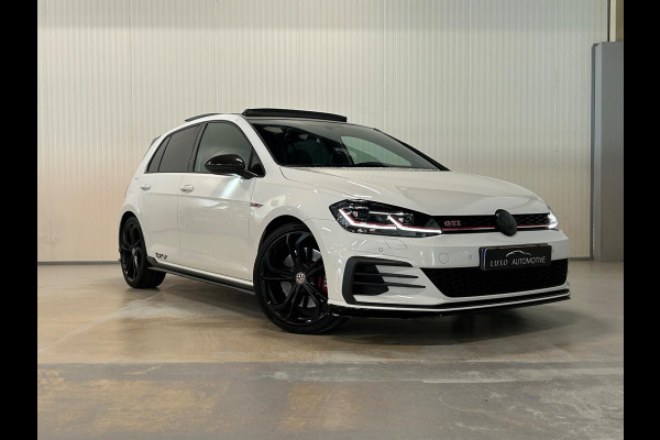 Volkswagen Golf 2.0 TSI GTI TCR | AKRAPOVIC | PANO| CARBON | DYNAUDIO