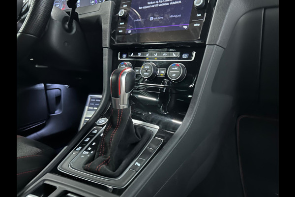 Volkswagen Golf 2.0 TSI GTI TCR | AKRAPOVIC | PANO| CARBON | DYNAUDIO