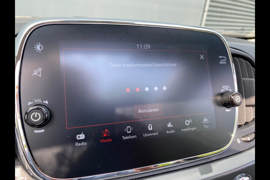 Fiat 500C BWJ 2018 | 1.2 70PK Lounge | CRUISE | CLIMA | PDC | LICHTMETAAL | U CONNECT | CARPLAY | NAVI