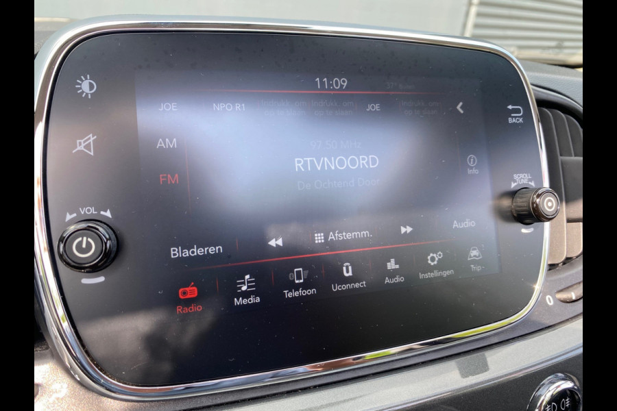 Fiat 500C BWJ 2018 | 1.2 70PK Lounge | CRUISE | CLIMA | PDC | LICHTMETAAL | U CONNECT | CARPLAY | NAVI