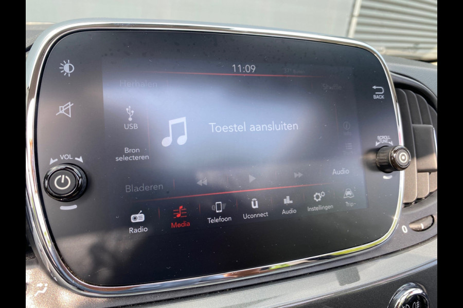 Fiat 500C BWJ 2018 | 1.2 70PK Lounge | CRUISE | CLIMA | PDC | LICHTMETAAL | U CONNECT | CARPLAY | NAVI