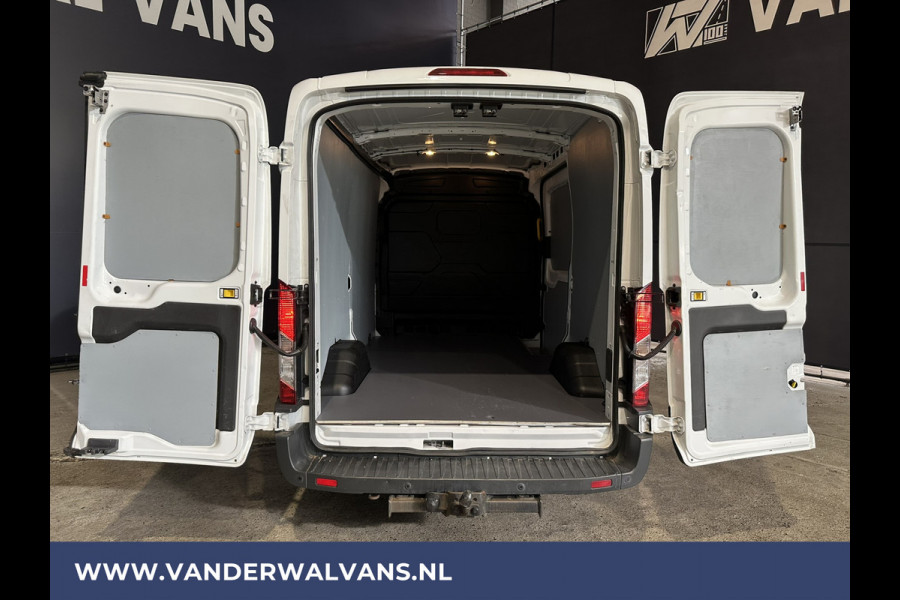Ford Transit 2.0 TDCI 131pk L2H2 Euro6 Airco | 2800kg Trekhaak | Navigatie | Camera | Apple Carplay Android Auto, Cruisecontrol, Parkeersensoren, Bijrijdersbank