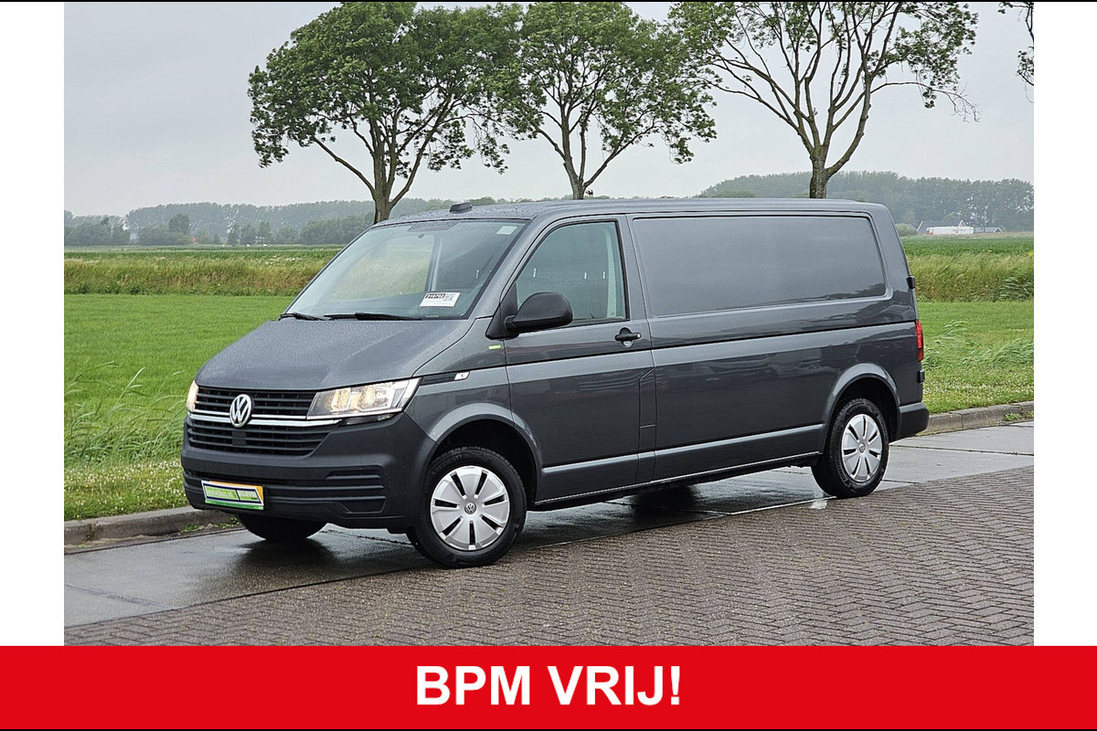 Volkswagen Transporter 2.0 TDI T6.1 L2H1 Euro6 Airco 3-Zits Camera 1e Eigenaar NAP Trekhaak! Volkswagen Transporter 2.0 TDI T6.1 L2H1 Euro6 Airco 3-Zits Camera 1e Eigenaar NAP Trekhaak!