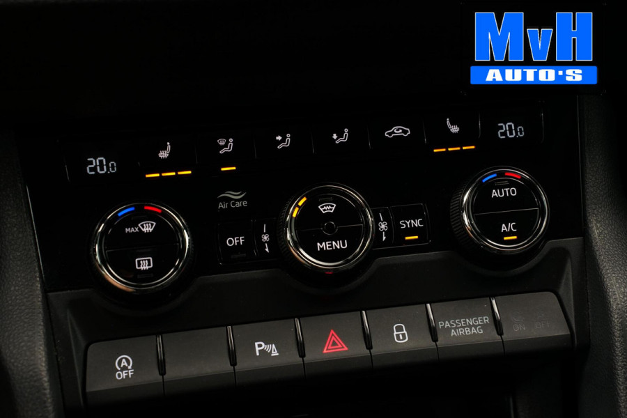Škoda Karoq 1.5 TSI ACT Style Business|LUXE|CAMERA|TREKH|LED