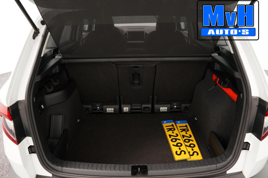 Škoda Karoq 1.5 TSI ACT Style Business|LUXE|CAMERA|TREKH|LED