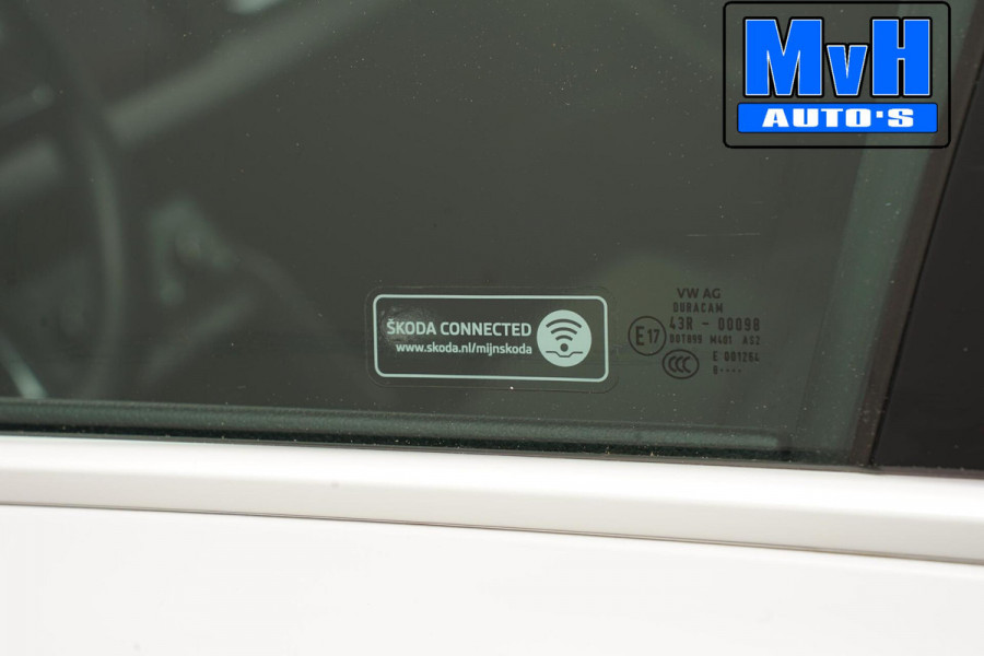Škoda Karoq 1.5 TSI ACT Style Business|LUXE|CAMERA|TREKH|LED