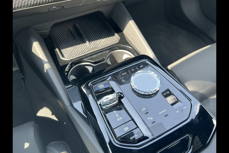 BMW i5 eDrive40 84 kWh ORIG. NL. NAP KM. | MEGA VOL  | M-SPORTPAKKET | PANO | HARMAN&KARDON