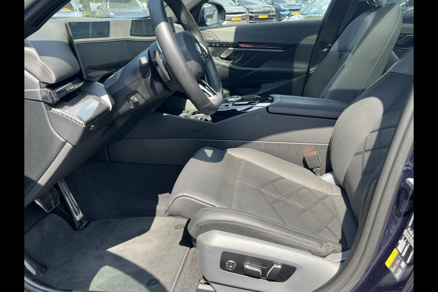 BMW i5 eDrive40 84 kWh ORIG. NL. NAP KM. | MEGA VOL  | M-SPORTPAKKET | PANO | HARMAN&KARDON