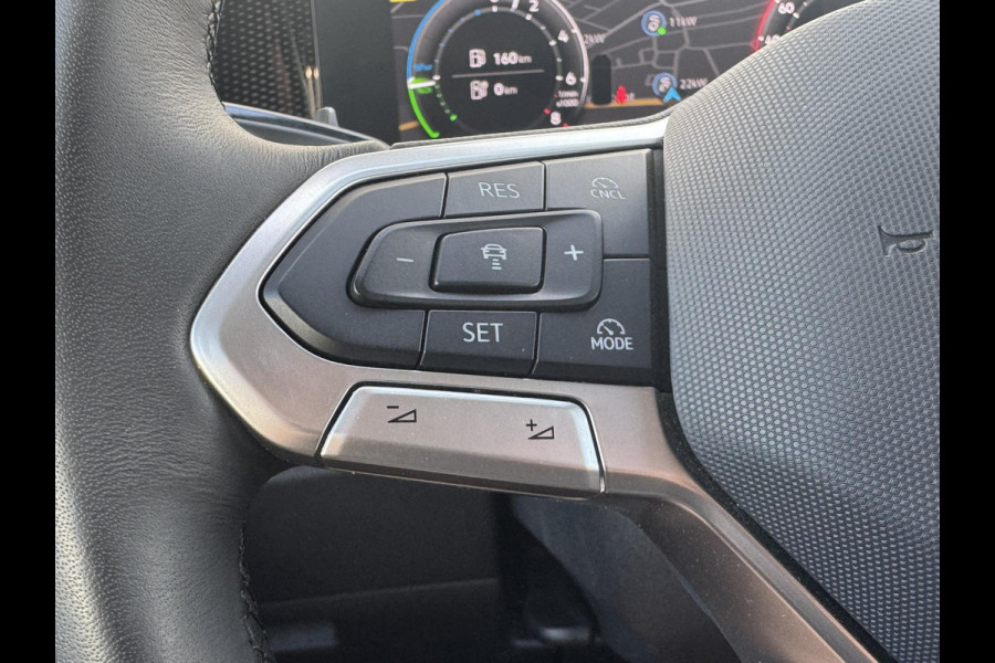 Volkswagen Tiguan 1.5 eHybrid Led Camera ACC Carplay Sfeerverlichting Navigatie Wegklapbare trekhaak